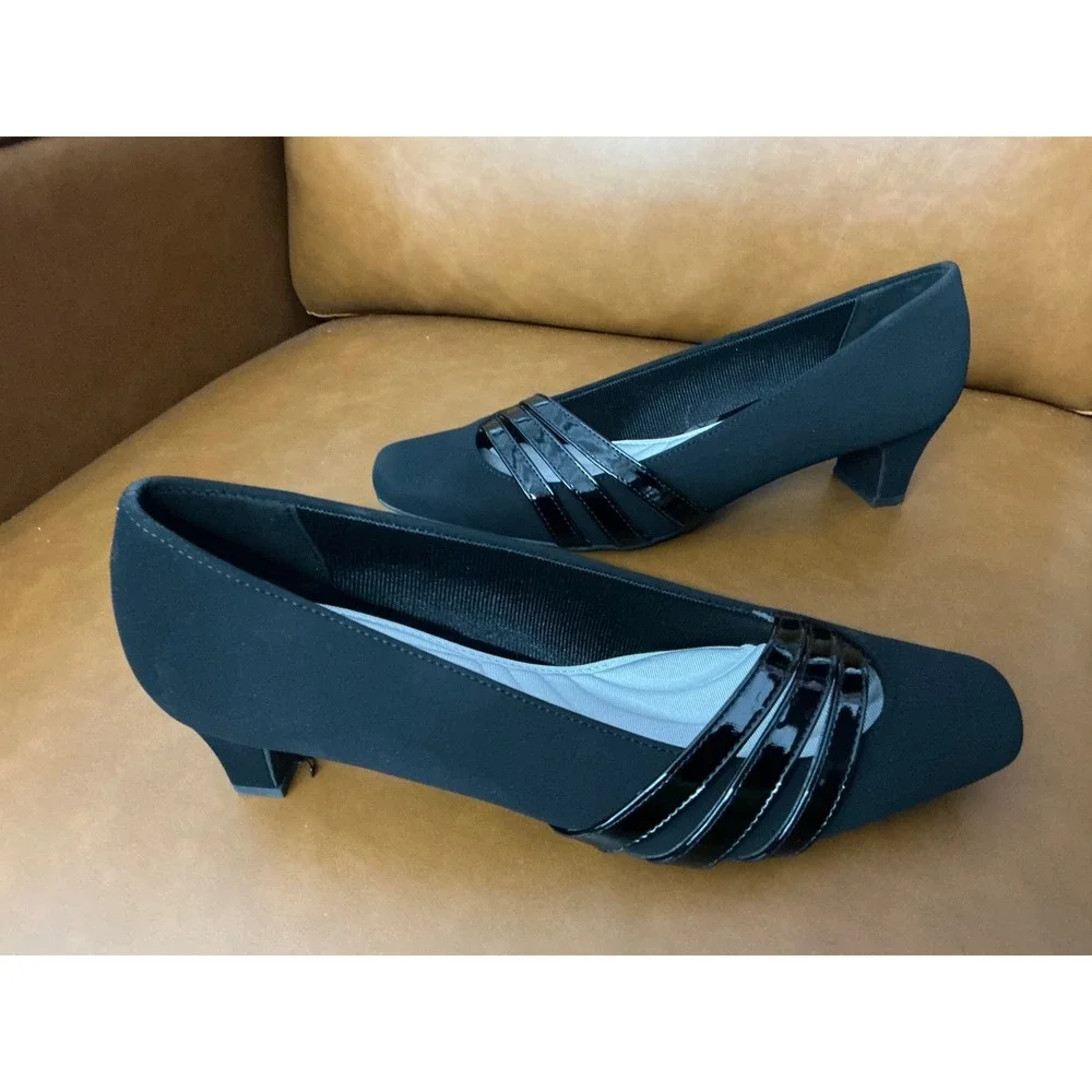 Easy Street Entice Pumps Womens 7.5 Black Low Block Heel Square Toe